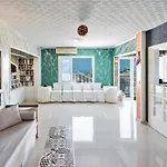 Magnificent View Double With Shared Pool And Ac Πανσιόν Χερσόνησος