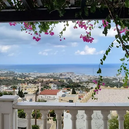 Magnificent View Double With Shared Pool And Ac Pensión Hersonissos (Crete)
