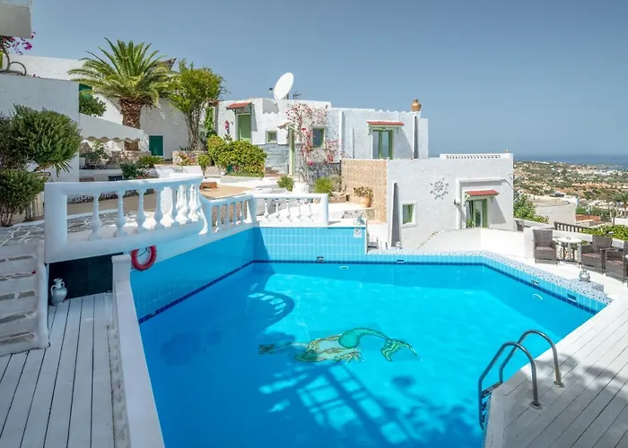 Magnificent View Double With Shared Pool And Ac