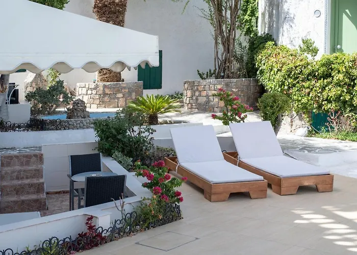 Magnificent View Double With Shared Pool And Ac 3*